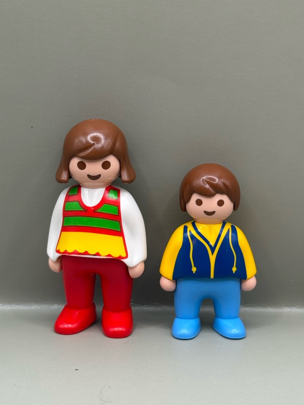 Vintage 1990 Playmobil Figures Mom and Son Brown Hair Toys